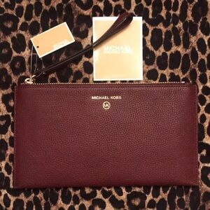 Brand New Michael Kors Genuine Leather Large Zip Clutch Wristlet in Merlot
